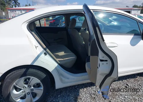 2014 Honda Civic Lx z USA, uszkodzony, nr VIN 2HGFB2F55EH556943